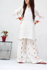 White Seesha Silk with 3 tone dupatta