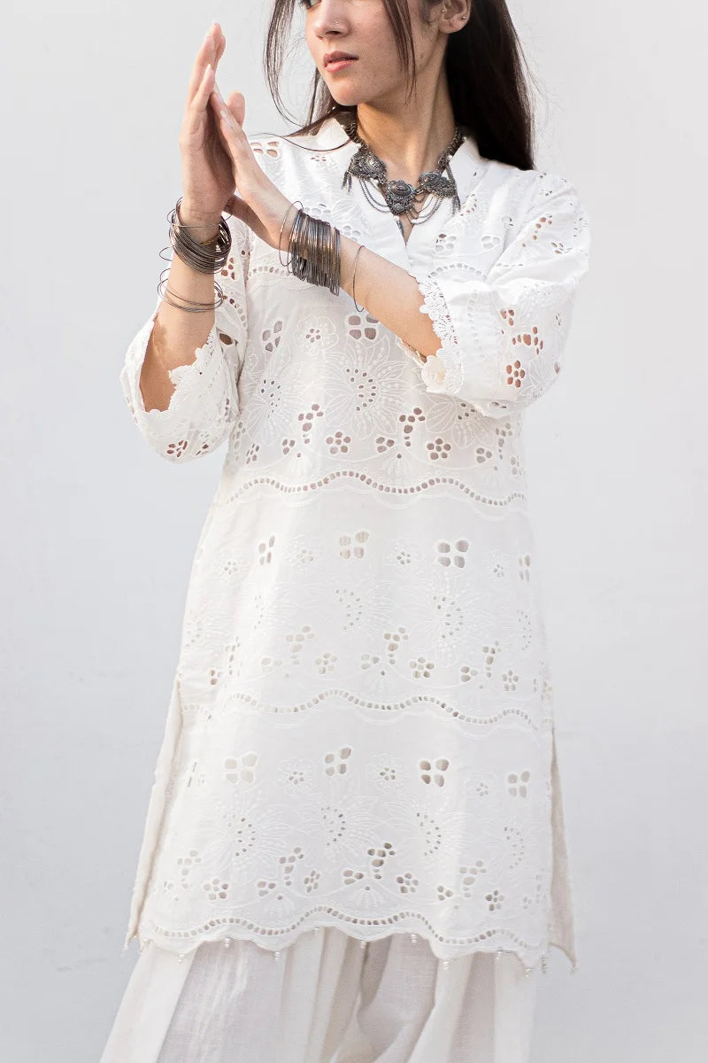 White Dress Chicken Kari - 3 piece