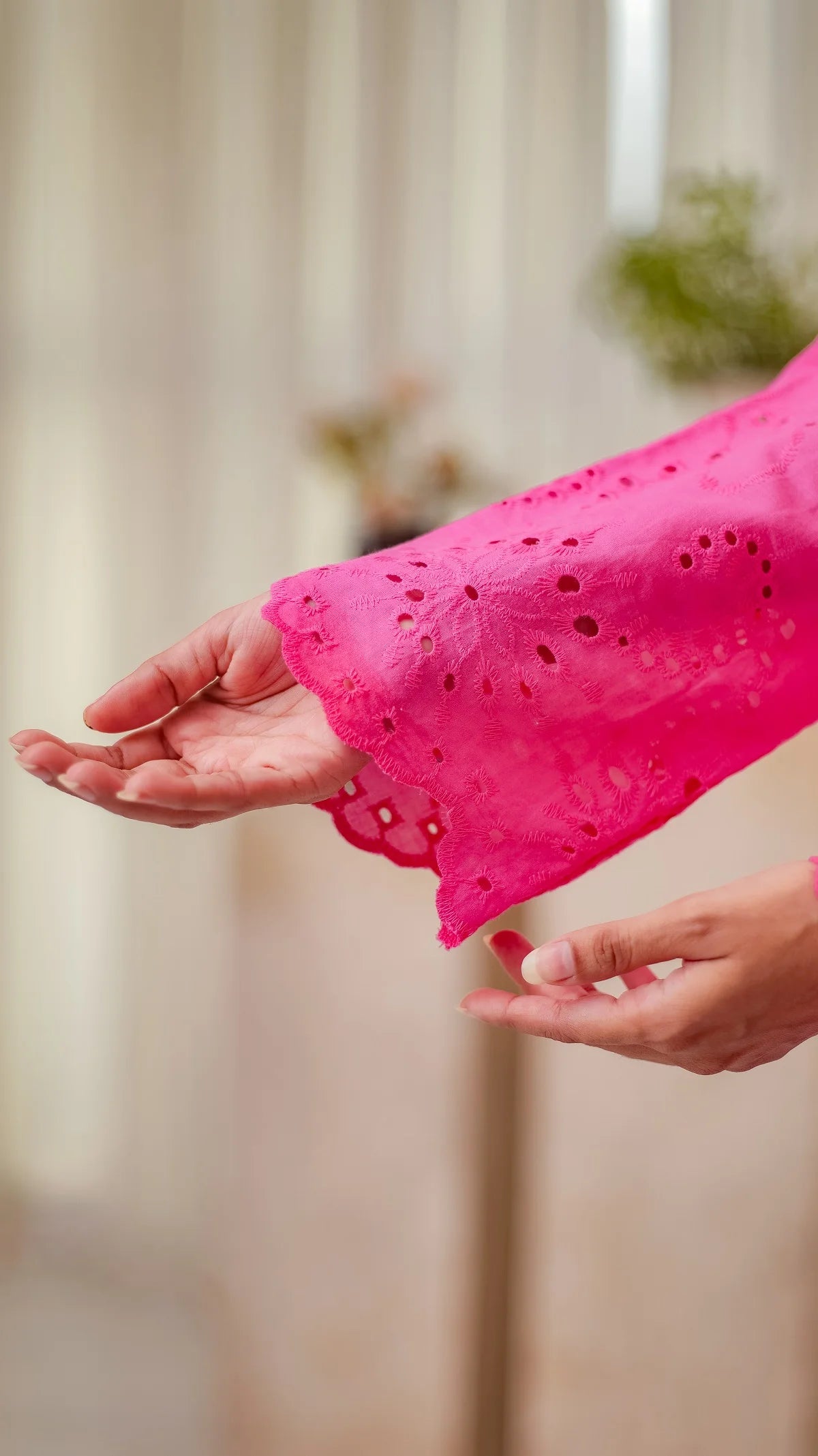 MSP 205 - Bottom-Down Pink Chicken Kari Shirt