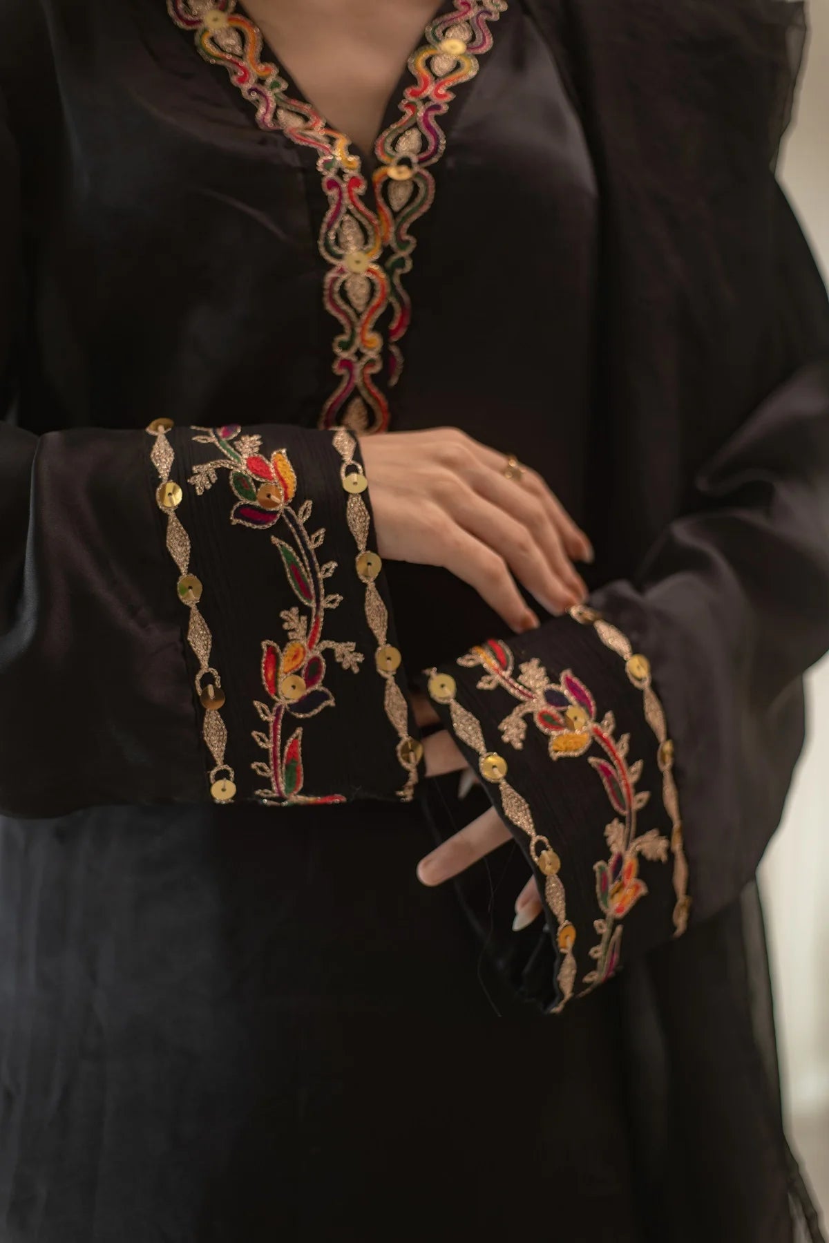 MSP 304 - Black Shot Silk 2-Piece Outfit