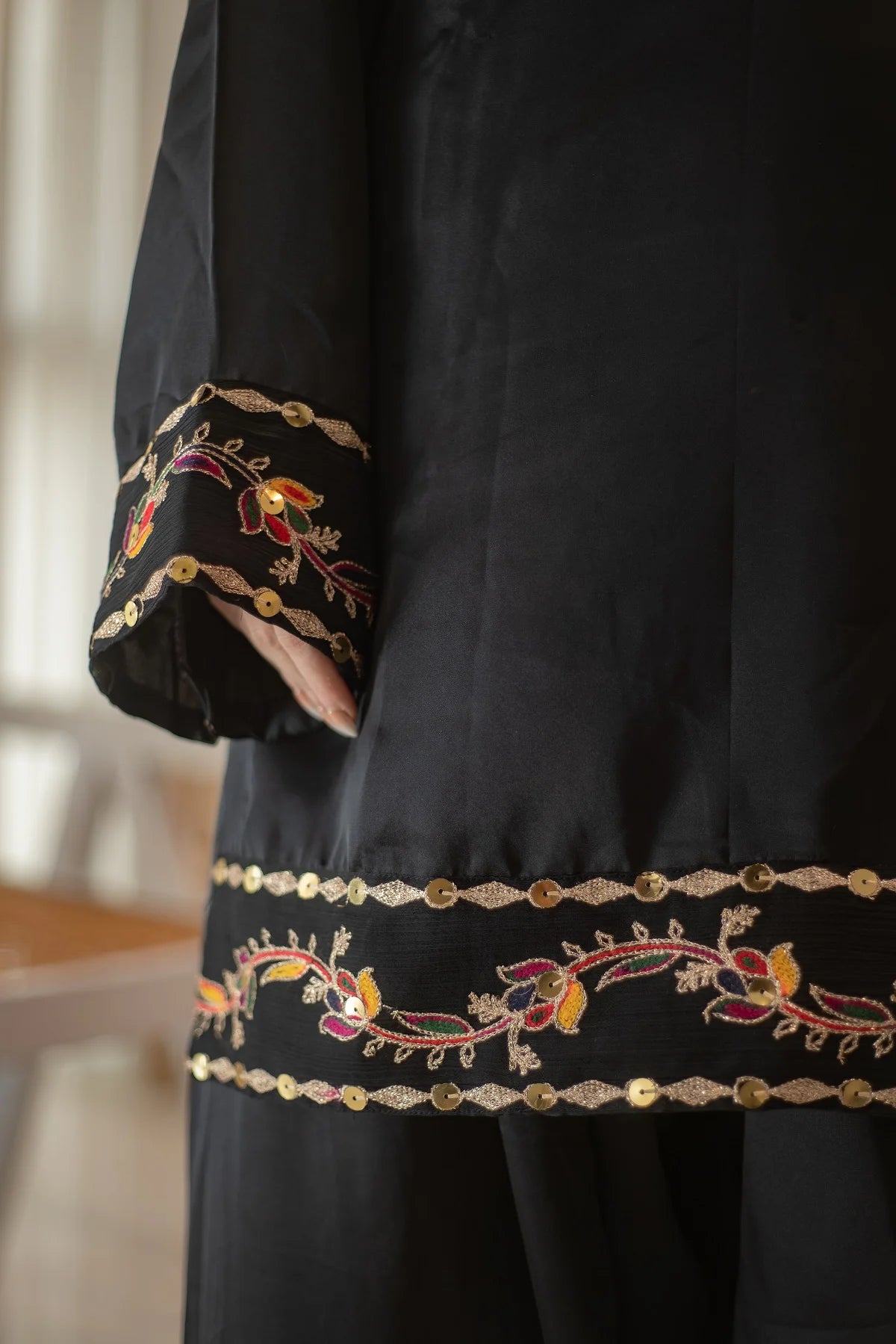 MSP 304 - Black Shot Silk 2-Piece Outfit